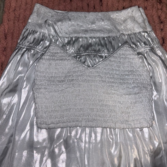 Free people silver and white sparkly two piece maxi skirt and tank set - Picture 2 of 3